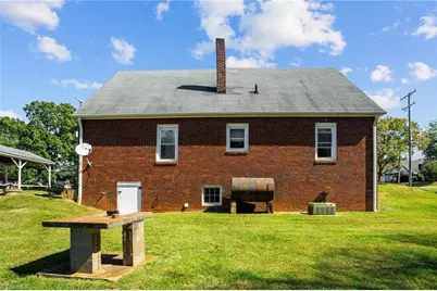 466 Main Street, King, NC 27021 - Photo 8