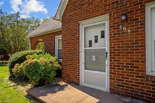 466 Main St, King, NC 27021 - Photo 4