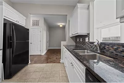 360 Elm Street #110, Greensboro, NC 27401 - Photo 18