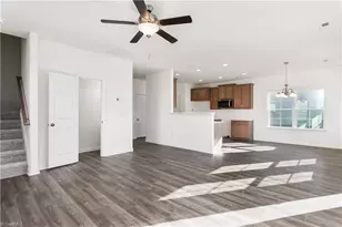 1043 Thicket Dr, Burlington, NC 27217 - Photo 10