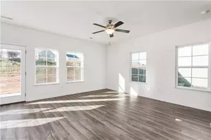 1043 Thicket Dr, Burlington, NC 27217 - Photo 8