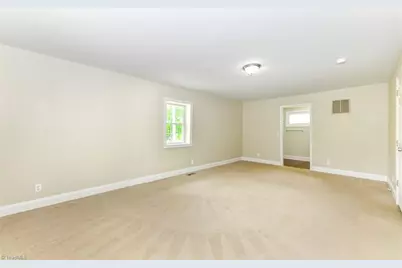 2507 E Woodlyn Way, Greensboro, NC 27407 - Photo 34