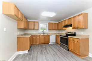 2507 E Woodlyn Way, Greensboro, NC 27407 - Photo 16