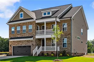 5504 Penguin Dr, Summerfield, NC 27358 - Photo 4