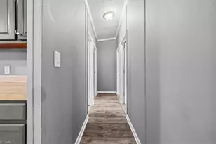 1004 Candlewood Cir, Siler City, NC 27344 - Photo 16