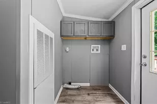 1004 Candlewood Cir, Siler City, NC 27344 - Photo 22