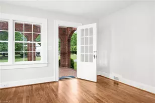 104 N Madison St, Yadkinville, NC 27055 - Photo 6