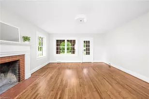 104 N Madison St, Yadkinville, NC 27055 - Photo 4