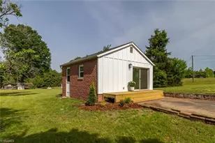 310 Sedge Garden Rd, Kernersville, NC 27284 - Photo 8