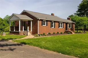 310 Sedge Garden Rd, Kernersville, NC 27284 - Photo 1