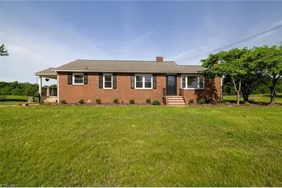 310 Sedge Garden Road, Kernersville, NC 27284 - Photo 2