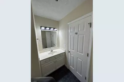 267 S Boyles Street, Pilot Mountain, NC 27041 - Photo 18