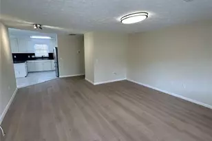 267 S Boyles St, Pilot Mountain, NC 27041 - Photo 6