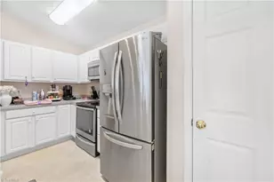 6112 Hedgecock Cir, High Point, NC 27265 - Photo 20