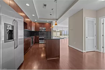 201 N Elm Street #703, Greensboro, NC 27401 - Photo 14