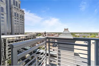 201 N Elm Street #703, Greensboro, NC 27401 - Photo 8