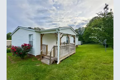 1020 Willow Creek Drive, Pinnacle, NC 27043 - Photo 16