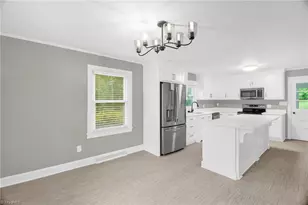 518 E Main St, Franklinville, NC 27248 - Photo 10