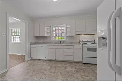 2507 Fontaine Road, Greensboro, NC 27407 - Photo 6