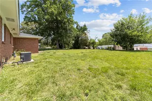 2507 Fontaine Rd, Greensboro, NC 27407 - Photo 28