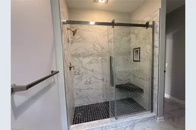 2528 Treetop Lane, Winston-Salem, NC 27101 - Photo 18