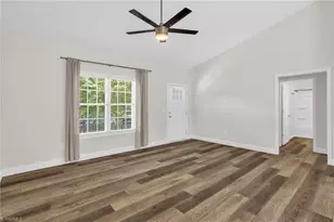 530 E Raleigh Ave, Liberty, NC 27298 - Photo 6