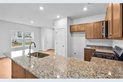 511 Raspberry Hill Road, Winston-Salem, NC 27106 - Photo 10