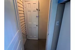 912 Spring Garden St, Greensboro, NC 27403 - Photo 10