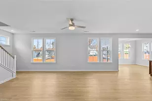 3227 Spicewood Lk Dr, Winston-Salem, NC 27106 - Photo 4