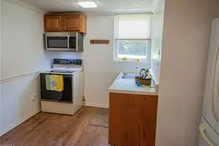 424 Camp Rd, Burlington, NC 27217 - Photo 26