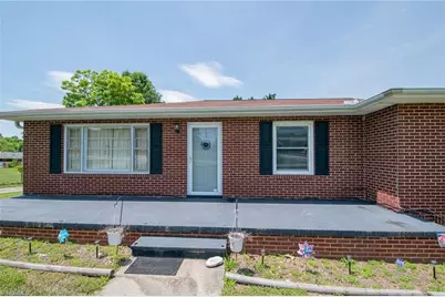 424 Camp Road, Burlington, NC 27217 - Photo 6