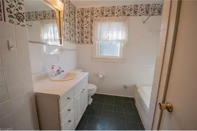 424 Camp Road, Burlington, NC 27217 - Photo 20