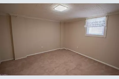 424 Camp Road, Burlington, NC 27217 - Photo 30