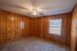 424 Camp Rd, Burlington, NC 27217 - Photo 16