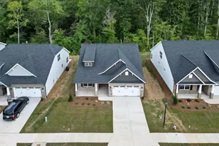 1087 Fairhaven Dr, Mebane, NC 27302 - Photo 2