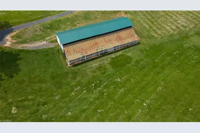 914 Bethlehem Church Road, Eden, NC 27288 - Photo 10