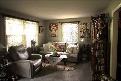 307 Guerrant Street, Greensboro, NC 27401 - Photo 2