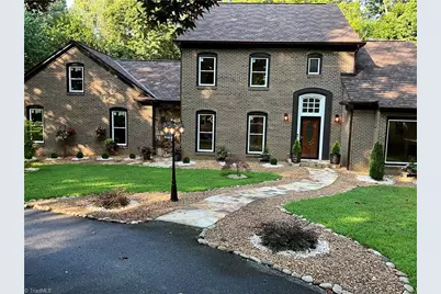 455 Old Farms Road, Wilkesboro, NC 28697 - Photo 2