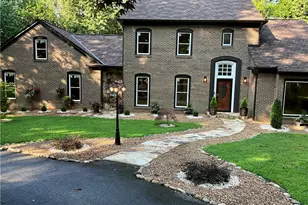 455 Old Farms Rd, Wilkesboro, NC 28697 - Photo 2