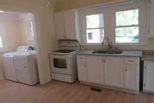 736 Country Club Dr, State Road, NC 28676 - Photo 4