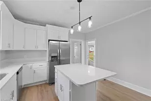 521 Walnut St, Eden, NC 27288 - Photo 10