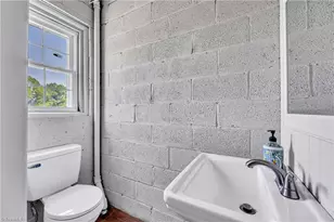 217 E Aiken Rd, Eden, NC 27288 - Photo 22