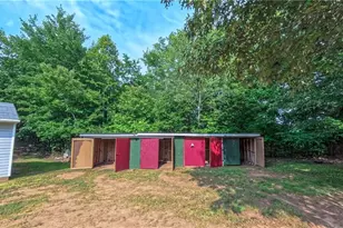 1747 Lynchburg Rd, Westfield, NC 27053 - Photo 16