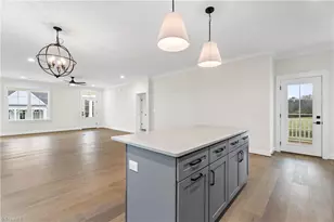 829 Eucalyptus Ct, Winston-Salem, NC 27106 - Photo 8