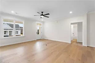 829 Eucalyptus Ct, Winston-Salem, NC 27106 - Photo 2