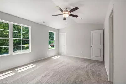125 Glasmere Court, Winston-Salem, NC 27101 - Photo 10