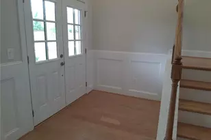 1042 Tulloch Ct, Burlington, NC 27215 - Photo 4