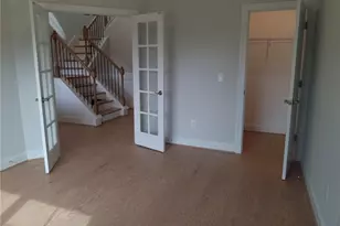 1042 Tulloch Ct, Burlington, NC 27215 - Photo 10