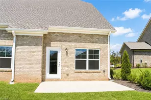 1042 Tulloch Ct, Burlington, NC 27215 - Photo 28