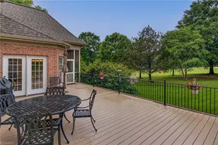 925 Salem Glen Ct, Clemmons, NC 27012 - Photo 38